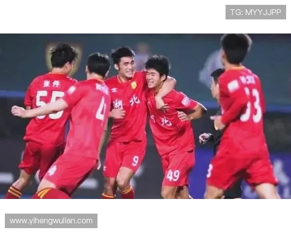 中国足球新星崛起八号球员引领未来之路 中国足球新星崛起八号球员引领未来之路