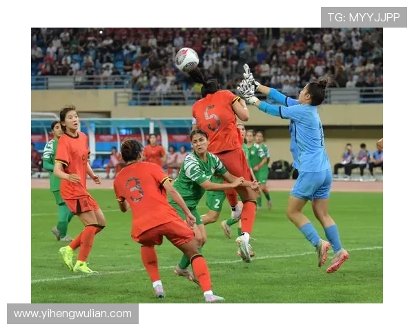 中日足球明星对比分析:谁能在亚洲足球舞台上更胜一筹 中日足球明星对比分析:谁能在亚洲足球舞台上更胜一筹