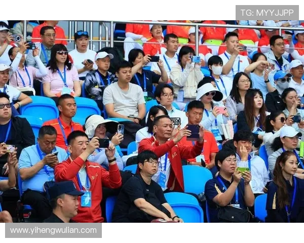 全运会特别报道：重庆网球队拼搏历程与荣耀追寻的故事