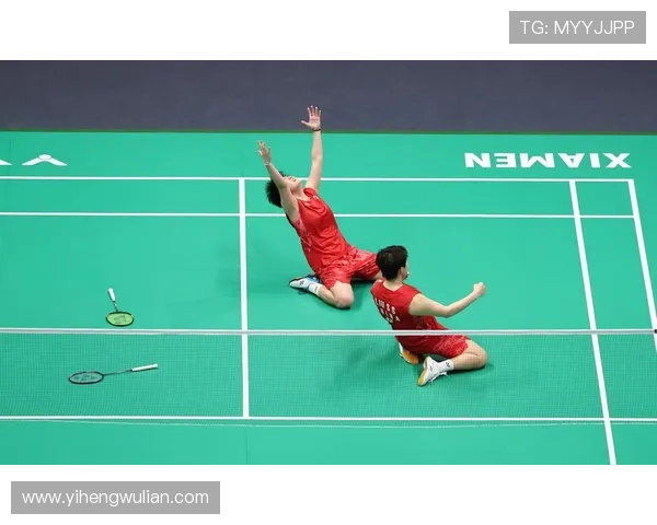 武汉羽毛球队在世界杯预选赛中的默契配合与战术分析 武汉羽毛球队在世界杯预选赛中的默契配合与战术分析